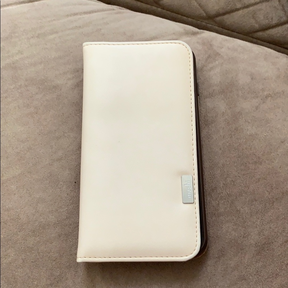 Moshi iPhone 7plus wallet case